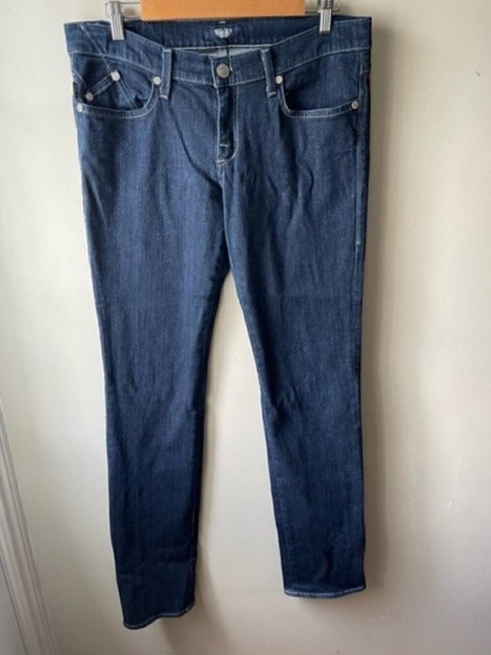 ROCK & Republic Dark Wash Stella straight leg Jeans size 30